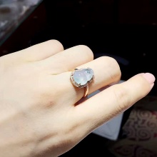 宝裕名品 特价 18K玫瑰金配钻石镶天然A货冰种飘花翡翠葫芦戒指