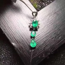 天然祖母绿吊坠 项链 925纯银首饰 饰品 工厂加工 彩色绿宝石